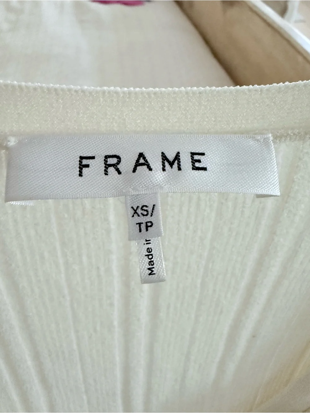 Frame Denim Cream Ribbed Twist-Front Long Sleeve Top - Picture 7 of 8